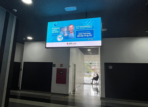 PO 700 LED HALL DE ENTRADA