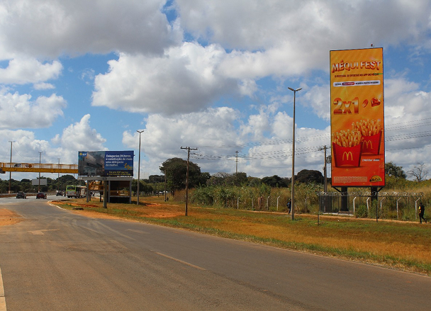 PAINEL LED ESTRUTURAL ITAMBÉE